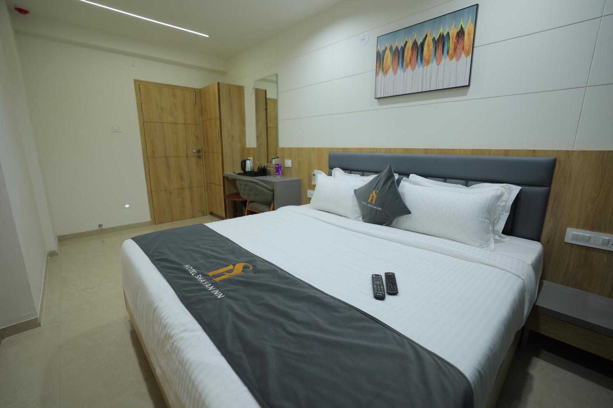 Hotel Shayan Inn Rajkot Exterior foto